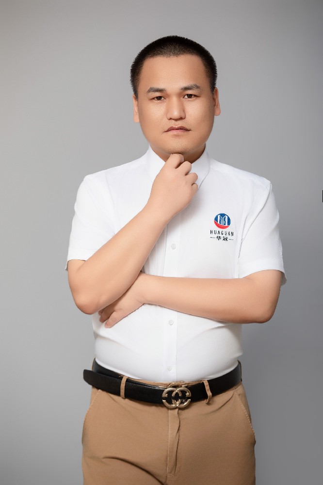 华冠装饰-设计师   刘保平